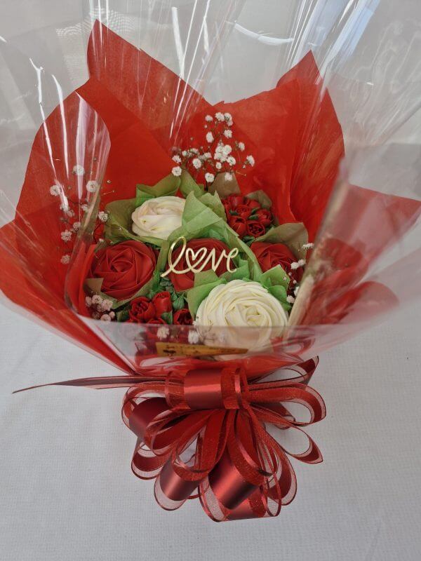 Ramo de Cupcakes Chocolate Blanco y Fresa - Imagen 2